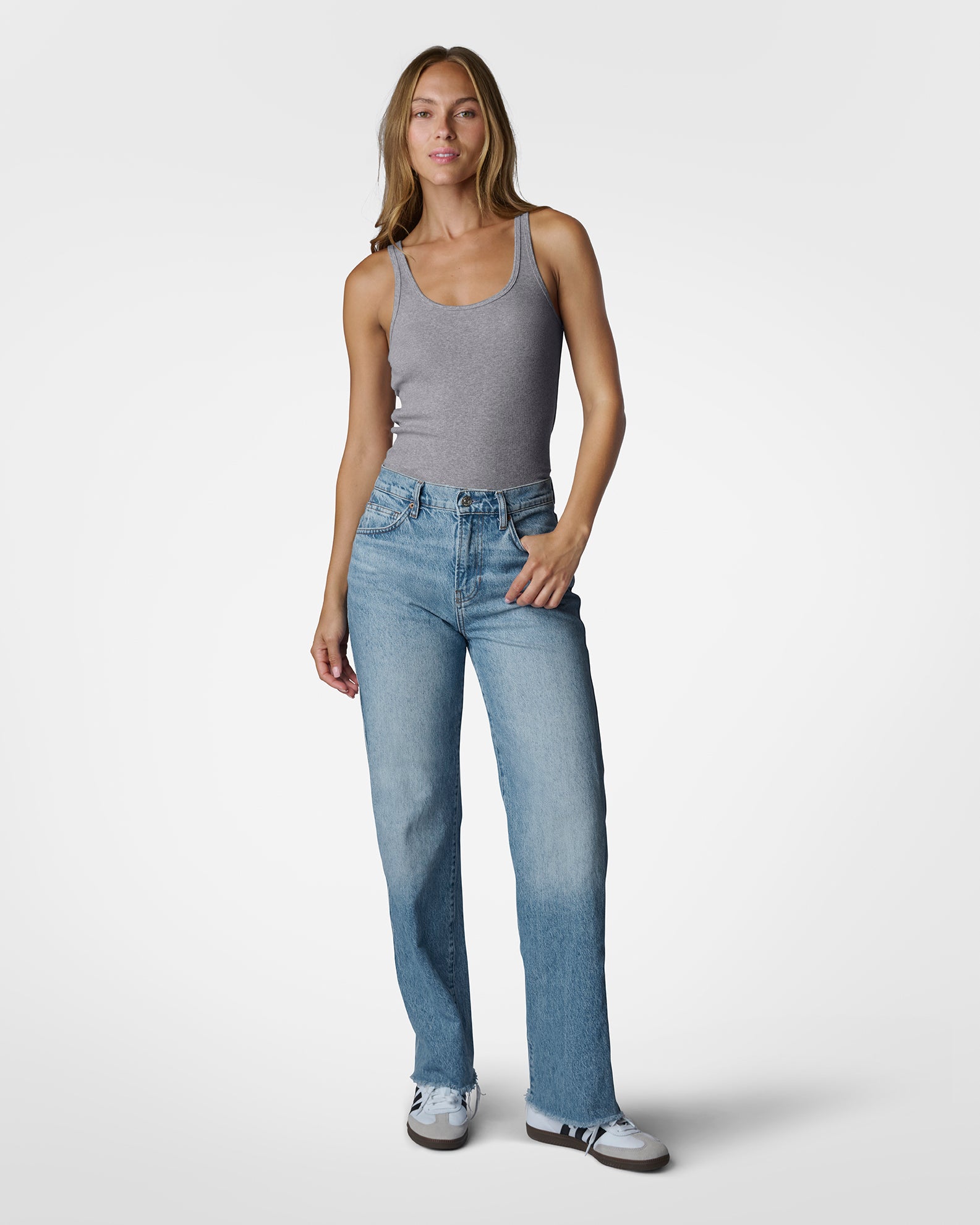 Lucy Scoop Tank Grey