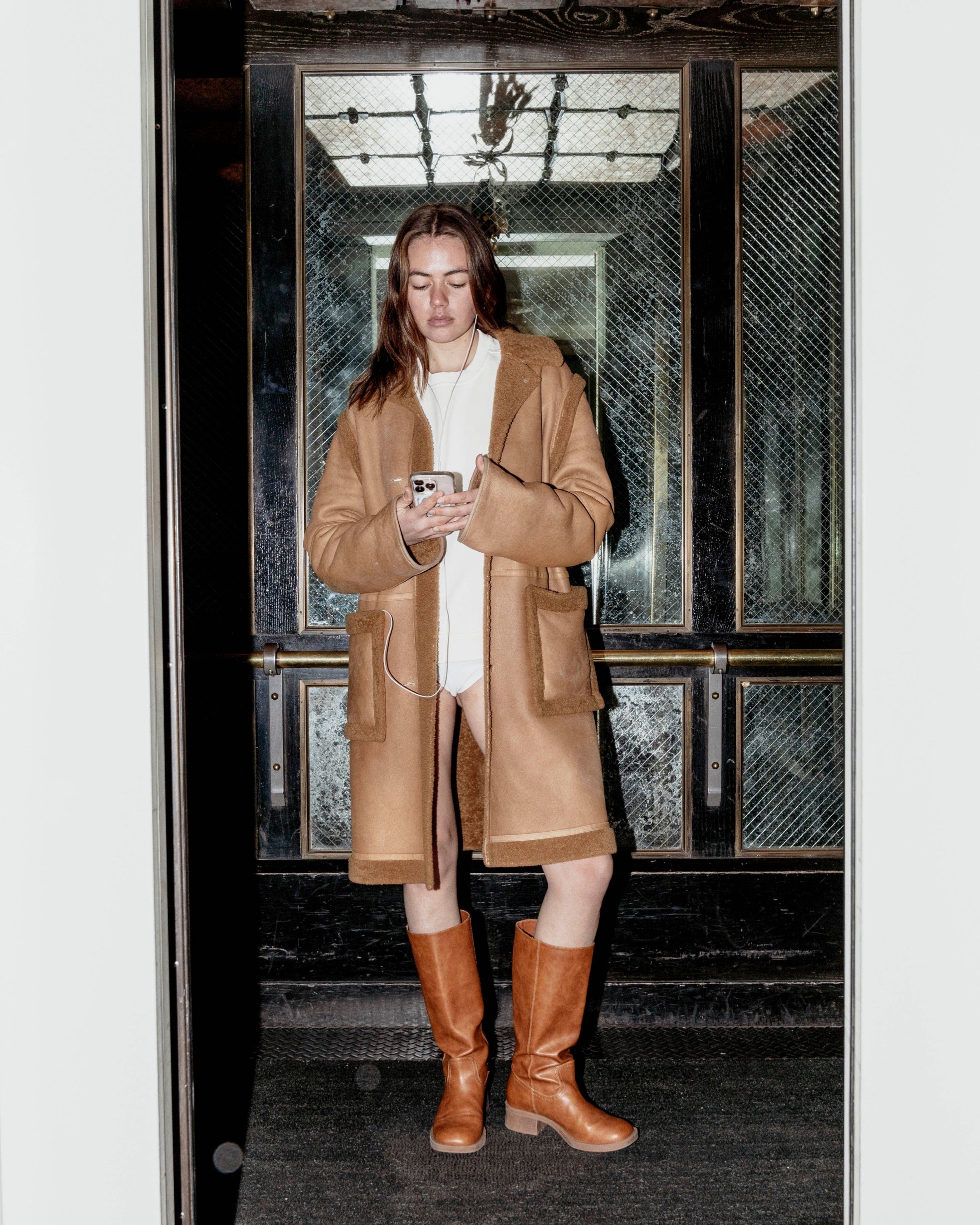 Chilli Unisex Crew Sweater Cream